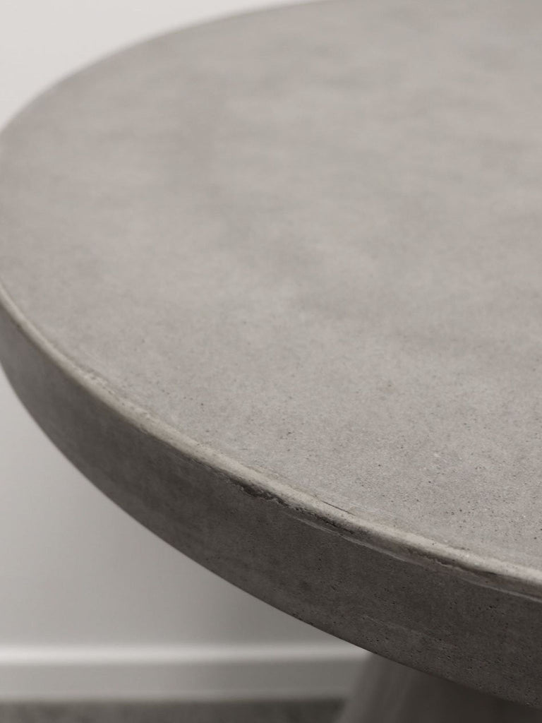 Paros Concretable Pedestal Table in Grey