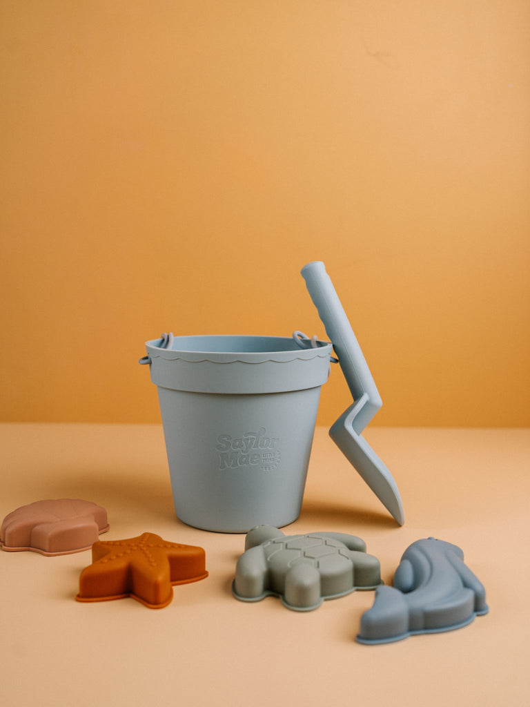 Silicone Beach Bucket Toys - Boathouse Blue